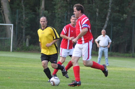 AltligaFussball10