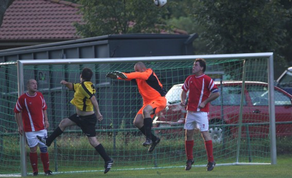 AltligaFussball15