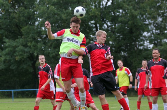 Herren2Fussball1