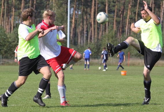 Herren2Fussball1