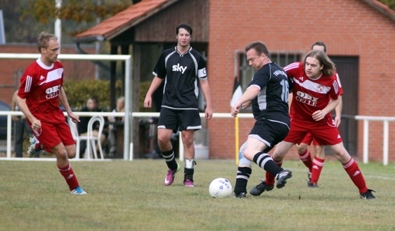 Herren2Fussball1