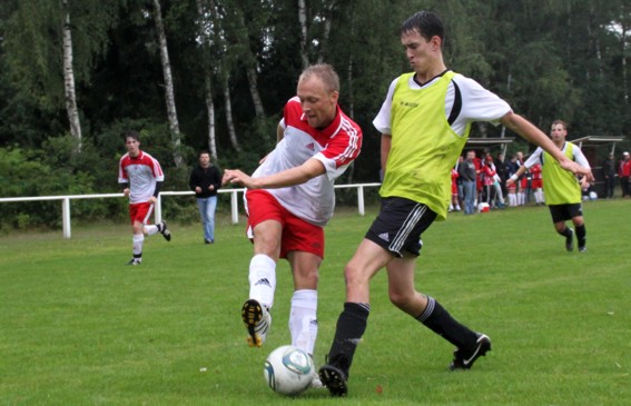Herren2Fussball1