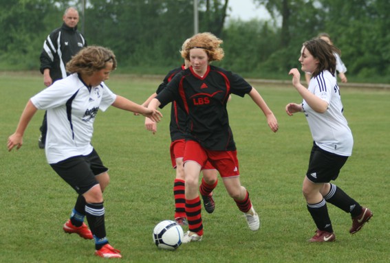 CJugendMaedchenFussball1
