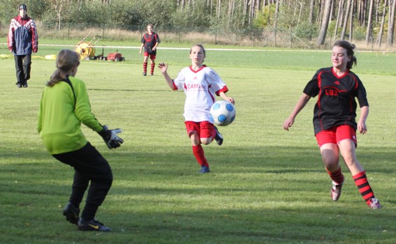 CJugendMaedchenFussball15