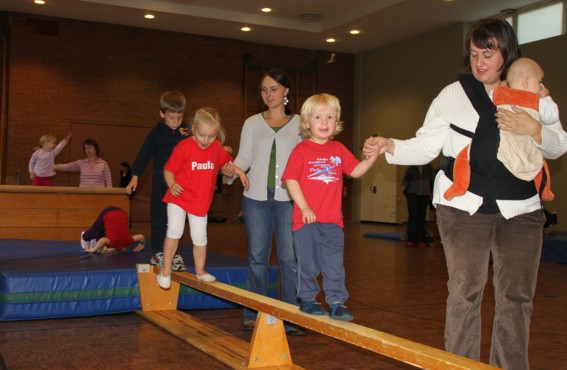 MutterKindTurnen7